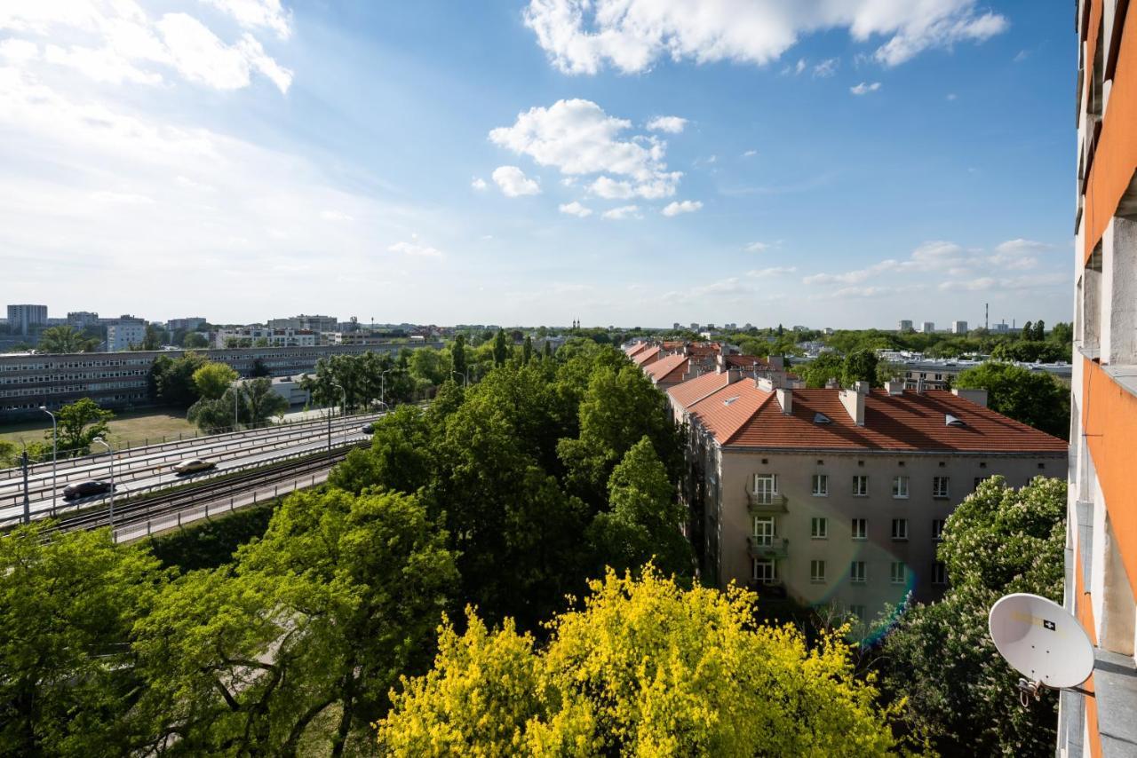 Metro Dworzec Gdanski Elegant Studio Apartment Warsaw Exterior photo